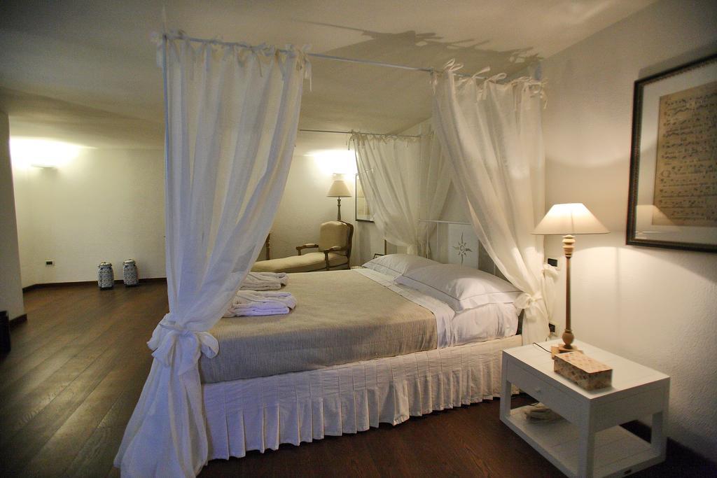 Don Totu - Dimora Storica Bed & Breakfast San Cassiano  Phòng bức ảnh